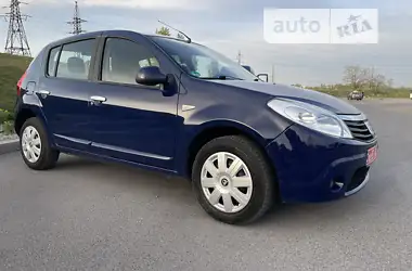 Dacia Sandero 2008