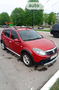 Хэтчбек Dacia Sandero 2010 в Харькове