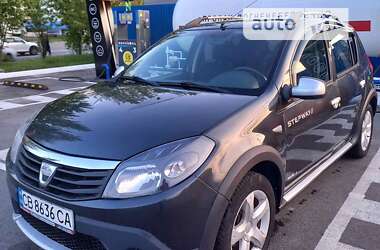 Хэтчбек Dacia Sandero 2010 в Киеве