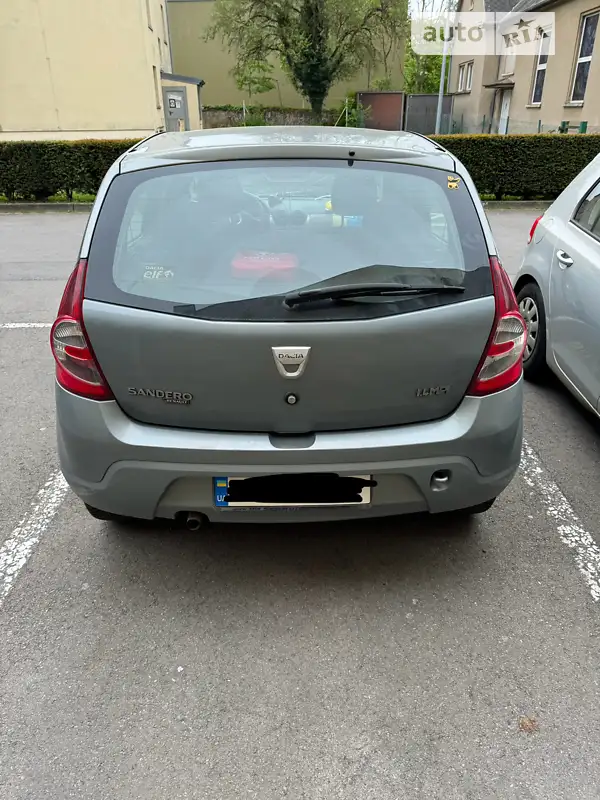 Dacia Sandero 2009