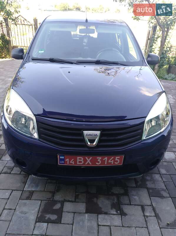 Хетчбек Dacia Sandero 2009 в Жидачові