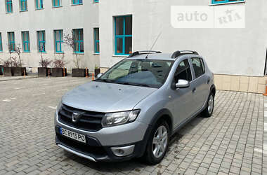 Хетчбек Dacia Sandero 2014 в Львові