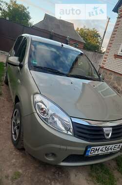 Хэтчбек Dacia Sandero 2008 в Ахтырке