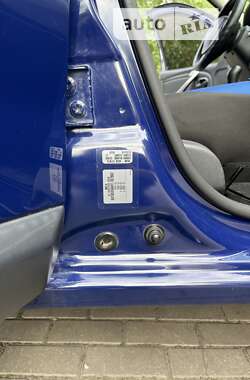 Хэтчбек Dacia Sandero 2009 в 