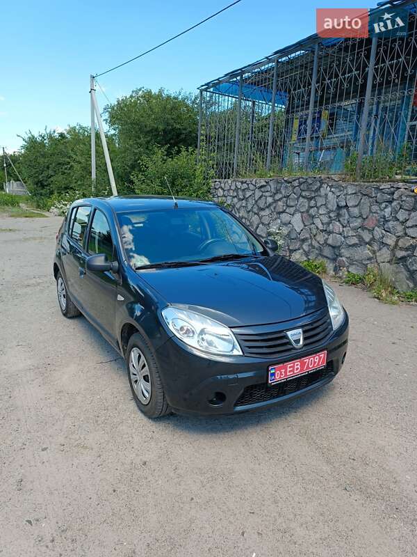 Dacia Sandero 2009