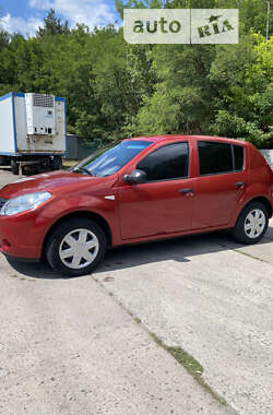 Хетчбек Dacia Sandero 2009 в Харкові