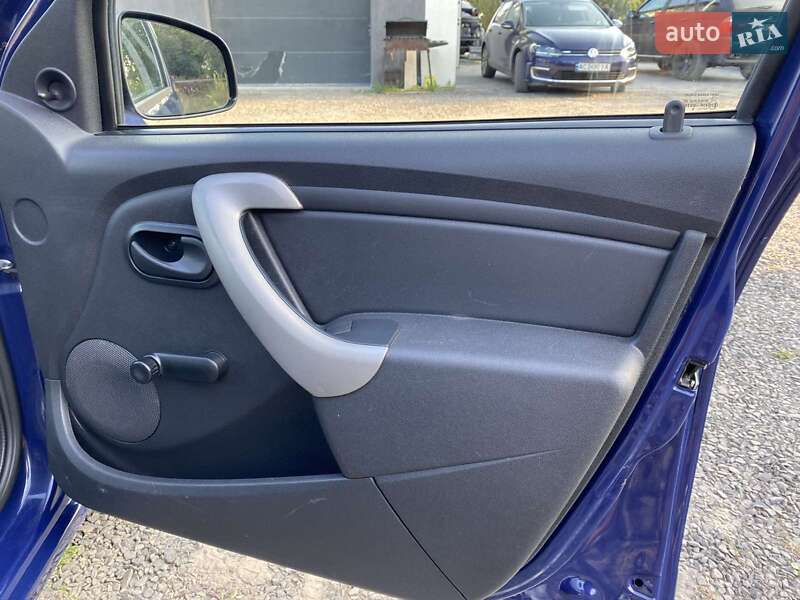 Хэтчбек Dacia Sandero 2009 в Ковеле