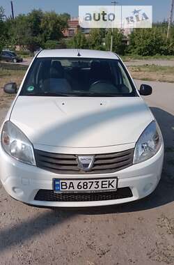 Хэтчбек Dacia Sandero 2010 в Кропивницком