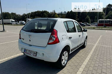 Хетчбек Dacia Sandero 2010 в Львові