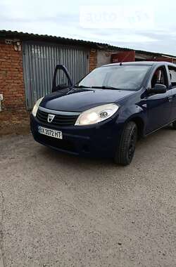 Хетчбек Dacia Sandero 2009 в Старокостянтинові