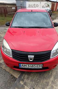 Хетчбек Dacia Sandero 2010 в Житомирі