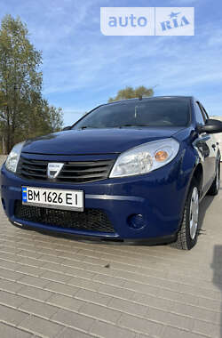 Хэтчбек Dacia Sandero 2009 в Сумах