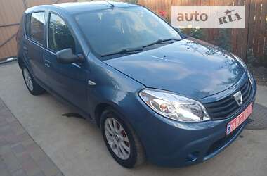 Хетчбек Dacia Sandero 2008 в Конотопі