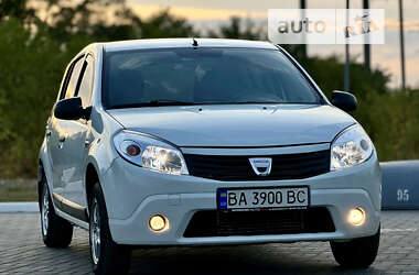 Хетчбек Dacia Sandero 2008 в Кропивницькому