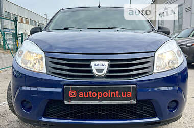 Хетчбек Dacia Sandero 2009 в Сумах