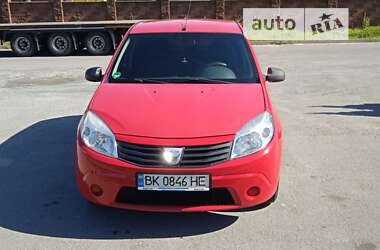 Хетчбек Dacia Sandero 2009 в Рівному