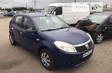 Хэтчбек Dacia Sandero 2009 в Белой Церкви