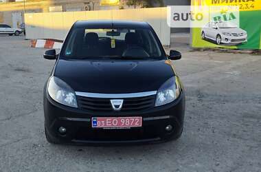 Хетчбек Dacia Sandero 2010 в Каневі