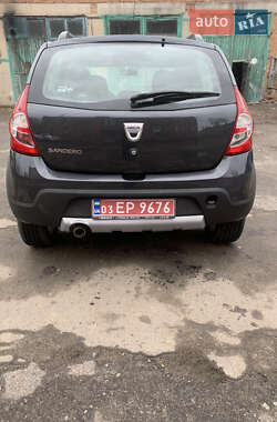 Хетчбек Dacia Sandero 2011 в Харкові