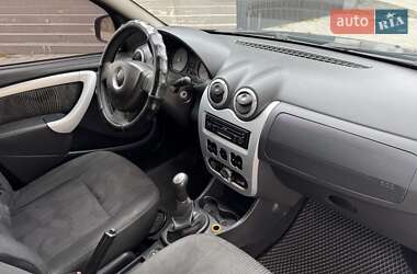 Хетчбек Dacia Sandero 2009 в Миколаєві