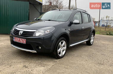 Хетчбек Dacia Sandero 2011 в Харкові