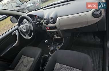 Хетчбек Dacia Sandero 2009 в Любешові