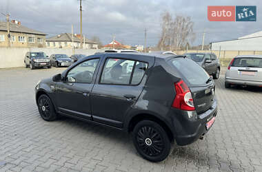 Хэтчбек Dacia Sandero 2009 в Луцке