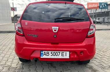 Хэтчбек Dacia Sandero 2010 в Луцке