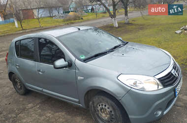 Хетчбек Dacia Sandero 2009 в Арбузинці