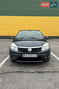 Хетчбек Dacia Sandero 2008 в Кропивницькому