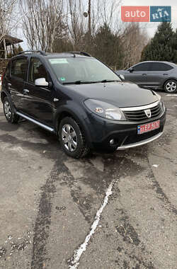 Хетчбек Dacia Sandero 2011 в Харкові