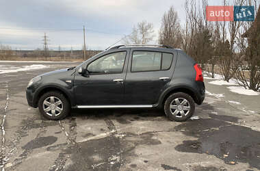 Хетчбек Dacia Sandero 2011 в Харкові