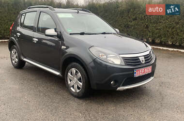 Хетчбек Dacia Sandero 2011 в Харкові