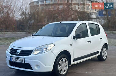 Хетчбек Dacia Sandero 2009 в Рівному