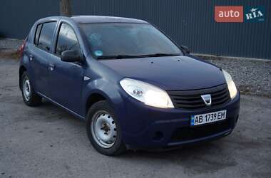 Хетчбек Dacia Sandero 2009 в Вінниці