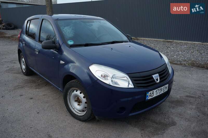 Хетчбек Dacia Sandero 2009 в Вінниці