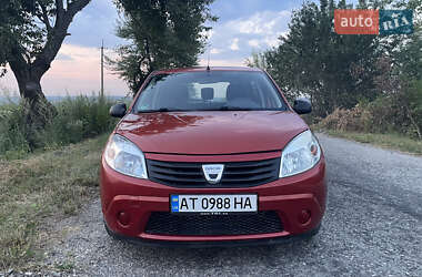 Хетчбек Dacia Sandero 2009 в Івано-Франківську