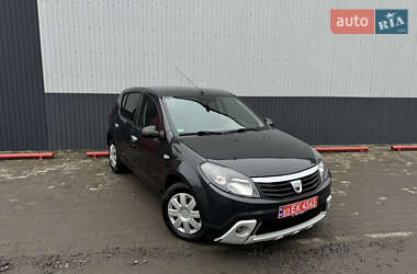 Хетчбек Dacia Sandero 2008 в Луцьку