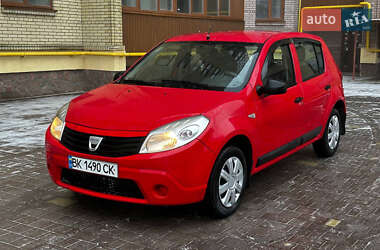 Хетчбек Dacia Sandero 2008 в Тернополі