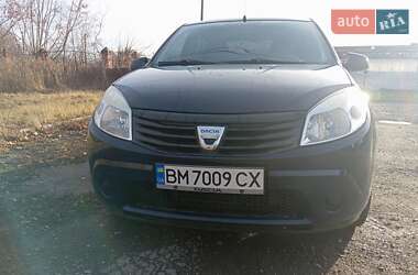 Хетчбек Dacia Sandero 2010 в Глухові