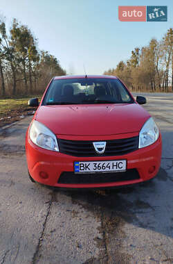 Хетчбек Dacia Sandero 2009 в Кореці