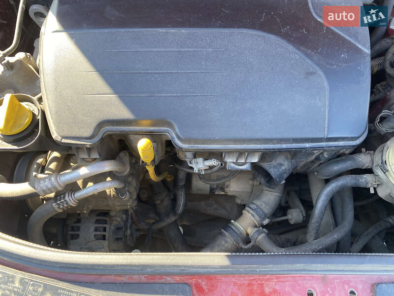 Хэтчбек Dacia Sandero 2012 в Львове