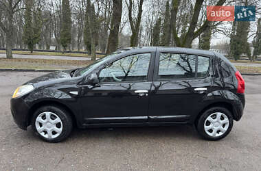 Хэтчбек Dacia Sandero 2011 в Кролевце