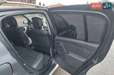 Хэтчбек Dacia Sandero 2012 в 