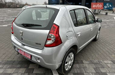 Хетчбек Dacia Sandero 2008 в Вінниці