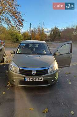 Хетчбек Dacia Sandero 2008 в Кременчуці