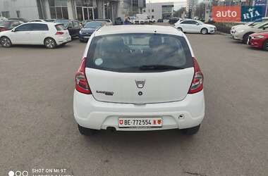 Хетчбек Dacia Sandero 2010 в Львові