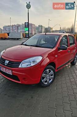 Хетчбек Dacia Sandero 2009 в Луцьку