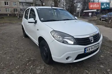Dacia Sandero 2010