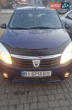 Хэтчбек Dacia Sandero 2009 в 